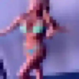 Tessa, 36 ans, en ligne à Neuville-sur-Ain pour un plan cul