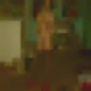 Lou-Anne, 35 ans, connectée à Neuville-sur-Brenne pour une rencontre coquine
