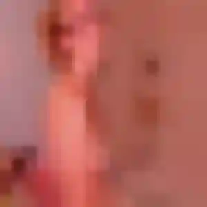 plan cul à Nieul-sur-Mer : photo de Zelie, 25 ans - accès libre