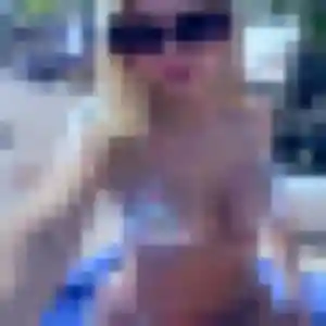 Contacte Elena, 43 ans à Noirmoutier-en-l'Île en privé