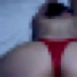 Zelie, fille de 22 ans veut plan cul à Notre-Dame-de-Bliquetuit