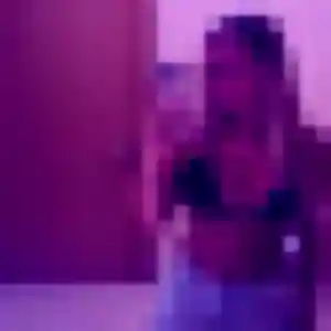 plan cul à Noyelles-sur-Selle : photo de Ninon, 23 ans - sans engagement