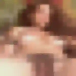 Charmante Simone, 24 ans à Noyers - voir sa photo