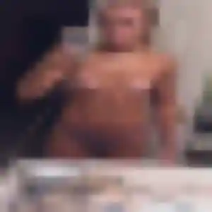 Agathe de Olivet, 32 ans - plan cul discret