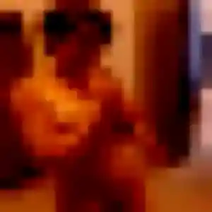 Eglantine, 24 ans, en ligne à Ormoy-Villers pour une rencontre coquine