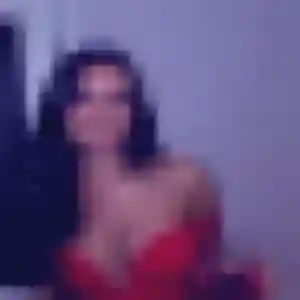 Rejoins Regine, 29 ans à Ormoy-Villers en t'inscrivant