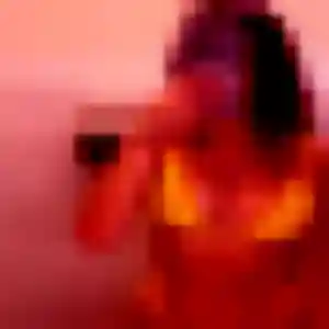 Edith, femme de 34 ans cherche plan cul à Oudezeele