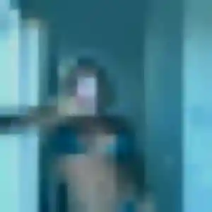 Isaure, fille de 23 ans veut plan cul à Ouroux-en-Morvan