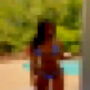 Lucette (44 ans) à Oytier-Saint-Oblas cherche une rencontre aujourd'hui