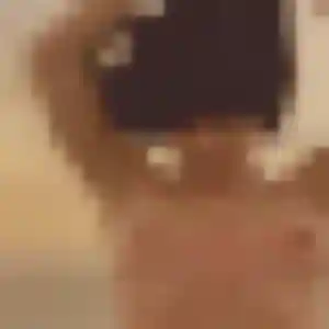 Raymonde, 31 ans, en ligne à Paris pour un plan cul