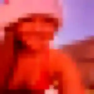 Belle Flora, 44 ans à Péret - la contacter