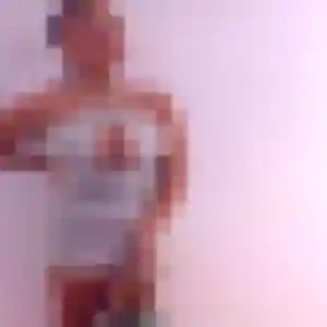 Perrine, 37 ans, en ligne à Périers pour une rencontre coquine