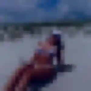 Photo de Anne-Sophie à Péron (35 ans) - plan cul gratuit