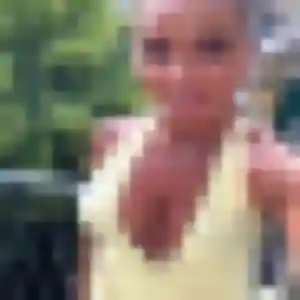 Maeva, fille de 23 ans propose plan cul à Péronne