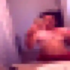 Contacte Martine, 32 ans à Pérouse en privé