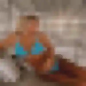 plan cul à Perriers-sur-Andelle : photo de Orianne, 22 ans - accès libre