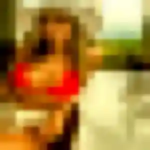 Pauline, 42 ans, en ligne à Pers-Jussy pour une rencontre coquine