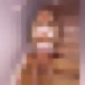 Nina, femme de 32 ans propose plan cul à Petit-Palais-et-Cornemps