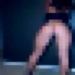 Valerie, fille de 32 ans veut plan cul à Peyrelevade
