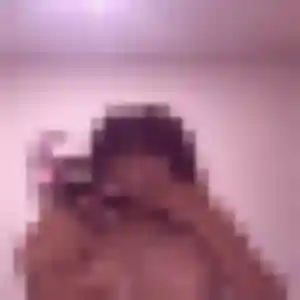 Rencontre Vanessa, 22 ans à Peyzieux-sur-Saône en t'inscrivant