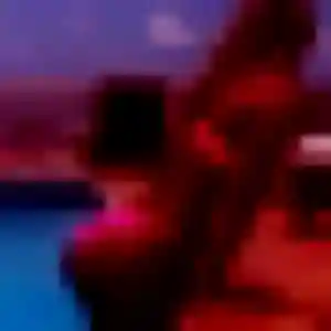 Orianne, femme de 25 ans propose plan cul à Picauville