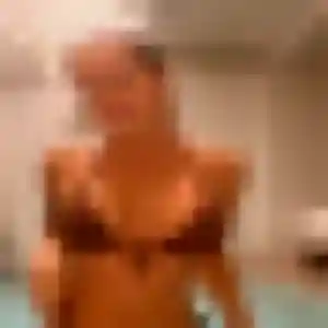 Corinne de Pierre-Buffière, 36 ans - plan cul discret