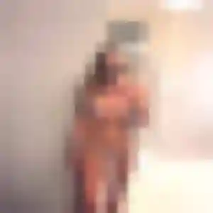 Belle Alicia, 23 ans à Pihem - voir sa photo