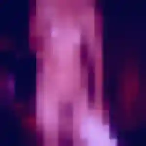 Joelle, 25 ans, connectée à Plauzat pour une rencontre coquine
