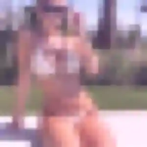 Nadia, 24 ans, disponible à Pléhédel pour un plan cul