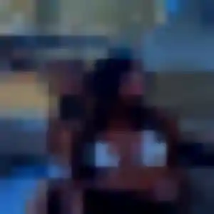 Irina, fille de 22 ans cherche plan cul à Plestin-les-Grèves