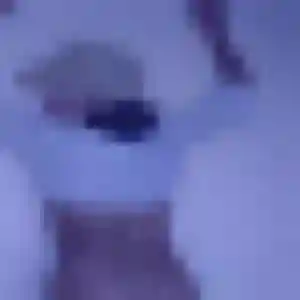 Sexy Luna, 24 ans à Pleuven - voir sa photo