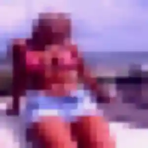 Chloe (43 ans) à Ploëzal attend une rencontre rapidement