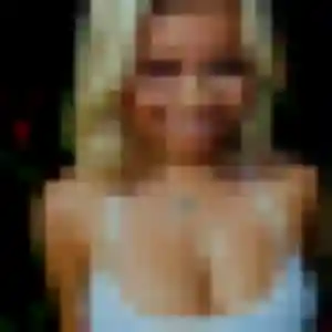 Photo de Renee à Plonévez-du-Faou (44 ans) - plan cul anonyme