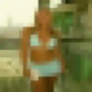 Myriam, 23 ans, disponible à Plougonvelin pour un plan cul