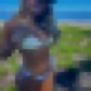 Cassandre, 30 ans, connectée à Pointe-Noire pour une rencontre coquine