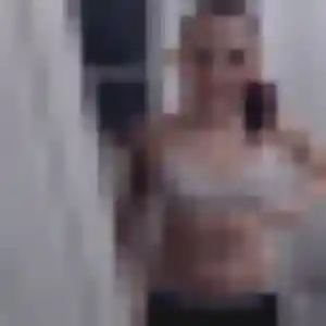Flora, 41 ans, connectée à Pompaire pour une rencontre coquine