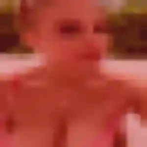 Profil de Alexandra à Poncins (22 ans) - plan cul sans inscription
