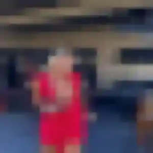 Gwenaelle, 27 ans, connectée à Pontmain pour une rencontre coquine