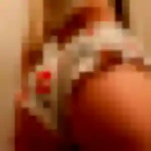 Mia, 34 ans, dispo pour plan cul à Pougues-les-Eaux