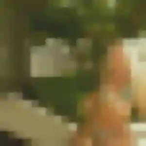 Contacte Fanny, 23 ans à Poule-les-Écharmeaux gratuitement