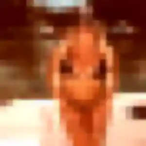 Solene, 24 ans, en ligne à Préserville pour une rencontre coquine
