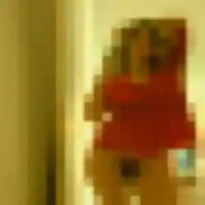 Sarah, 24 ans, connectée à Primelin pour une rencontre coquine