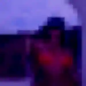 Rejoins Geraldine, 27 ans à Puy-Saint-Martin gratuitement