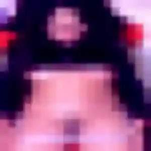 Nadia, 24 ans, cherche un plan cul à Quarante