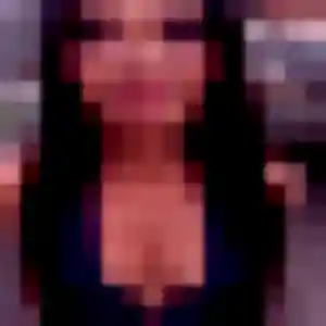 Laure, fille de 31 ans cherche plan cul à Quelaines-Saint-Gault