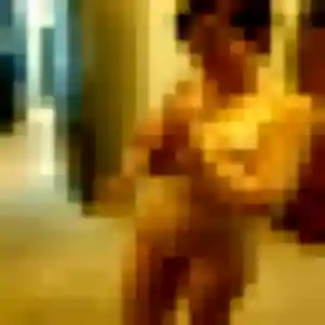 Marie-Claire, fille de 39 ans propose plan cul à Quelaines-Saint-Gault