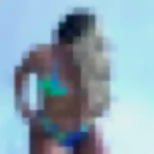 Constance, femme de 43 ans cherche plan cul à Quettehou