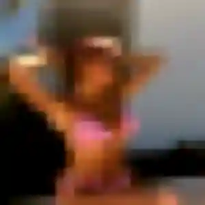 Photo de Clemence à Quevillon (45 ans) - plan cul discret