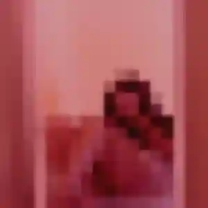Faustine, 28 ans, en ligne à Radenac pour une rencontre coquine