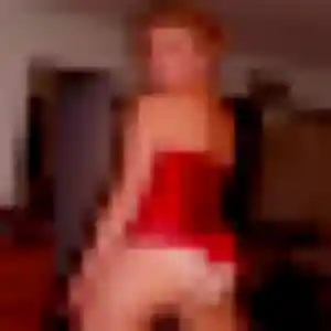 Brigitte (26 ans) à Ravel propose un plan cul ce soir